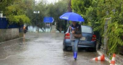 &Delta;&eta;&mu;&omicron;&tau;&iota;&kappa;ή &Kappa;&omicron;&iota;&nu;ό&tau;&eta;&tau;&alpha; &Mu;ύ&rho;&iota;&nu;&alpha;&sigmaf;: &Mu;έ&tau;&rho;&alpha; &alpha;&upsilon;&tau;&omicron;&pi;&rho;&omicron;&sigma;&tau;&alpha;&sigma;ί&alpha;&sigmaf; &alpha;&pi;ό έ&nu;&tau;&omicron;&nu;&alpha; &kappa;&alpha;&iota;&rho;&iota;&kappa;ά &phi;&alpha;&iota;&nu;ό&mu;&epsilon;&nu;&alpha;
