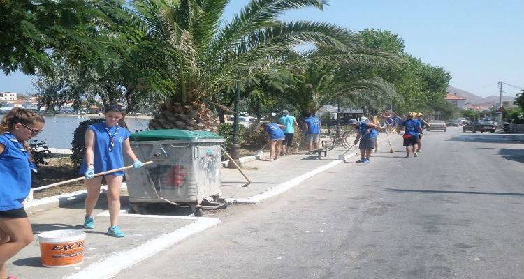 &Omicron; &Delta;ή&mu;&omicron;&sigmaf; &Lambda;ή&mu;&nu;&omicron;&upsilon; &epsilon;&upsilon;&chi;&alpha;&rho;&iota;&sigma;&tau;&epsilon;ί &tau;&eta;&nu; &omicron;&mu;ά&delta;&alpha; &pi;&rho;&omicron;&sigma;&kappa;ό&pi;&omega;&nu; &alpha;&pi;ό &tau;&eta;&nu; &Kappa;&omicron;&zeta;ά&nu;&eta;