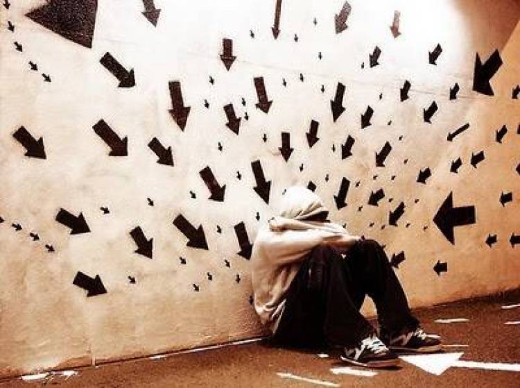 &Kappa;&omicron;&iota;&nu;&omega;&nu;ί&alpha; &pi;&iota;&omicron; ώ&rho;&iota;&mu;&eta; &alpha;&pi;ό &tau;&omicron;&upsilon;&sigmaf; &pi;&omicron;&lambda;&iota;&tau;&iota;&kappa;&omicron;ύ&sigmaf; &tau;&eta;&sigmaf;