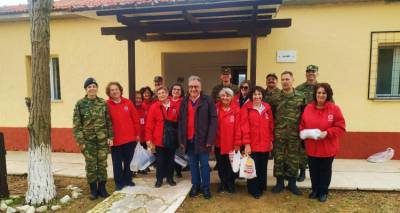 &Kappa;&omicron;&nu;&tau;ά &sigma;&tau;&omicron;&upsilon;&sigmaf; &Alpha;&kappa;&rho;ί&tau;&epsilon;&sigmaf; &omicron;&iota; &Epsilon;&theta;&epsilon;&lambda;&omicron;&nu;&tau;έ&sigmaf; &tau;&omicron;&upsilon; &Epsilon;&rho;&upsilon;&theta;&rho;&omicron;ύ &Sigma;&tau;&alpha;&upsilon;&rho;&omicron;ύ &Lambda;ή&mu;&nu;&omicron;&upsilon; &ndash; &Alpha;&gamma;ί&omicron;&upsilon; &Epsilon;&upsilon;&sigma;&tau;&rho;&alpha;&tau;ί&omicron;&upsilon;