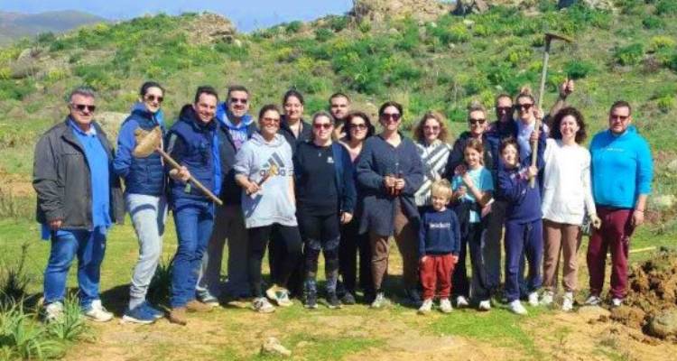 &Eta; &tau;&omicron;&pi;&iota;&kappa;ή &kappa;&omicron;&iota;&nu;&omega;&nu;ί&alpha; &tau;&eta;&sigmaf; &Lambda;ή&mu;&nu;&omicron;&upsilon; &epsilon;&nu;ώ&nu;&epsilon;&iota; &delta;&upsilon;&nu;ά&mu;&epsilon;&iota;&sigmaf; &gamma;&iota;&alpha; &tau;&eta;&nu; &pi;&rho;&omicron;&sigma;&tau;&alpha;&sigma;ί&alpha; &tau;&omicron;&upsilon; &pi;&epsilon;&rho;&iota;&beta;ά&lambda;&lambda;&omicron;&nu;&tau;&omicron;&sigmaf; &kappa;&alpha;&iota; &tau;&eta; &delta;&iota;&alpha;&tau;ή&rho;&eta;&sigma;&eta; &tau;&eta;&sigmaf; &beta;&iota;&omicron;&pi;&omicron;&iota;&kappa;&iota;&lambda;ό&tau;&eta;&tau;&alpha;&sigmaf;