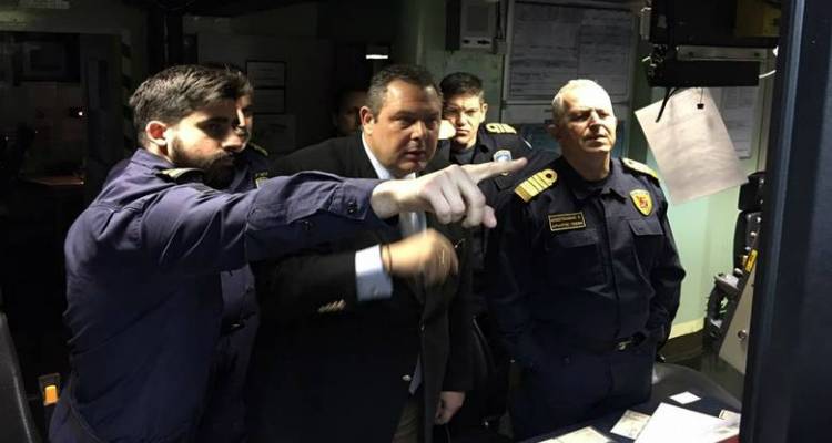 Στη Φρεγάτα «Λήμνος» ο Καμμένος, μετά την αποχώρηση της Ελλάδας από ΝΑΤΟϊκή άσκηση