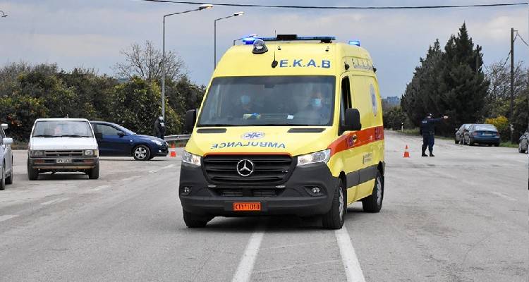 &Alpha;&sigma;ύ&lambda;&lambda;&eta;&pi;&tau;&eta; &tau;&rho;&alpha;&gamma;&omega;&delta;ί&alpha; &sigma;&tau;&eta;&nu; &Epsilon;&lambda;&alpha;&sigma;&sigma;ό&nu;&alpha;: &Alpha;&nu;&tau;ί &gamma;&iota;&alpha; &gamma;ά&mu;&omicron; &kappa;&alpha;&iota; &beta;ά&pi;&tau;&iota;&sigma;&eta;, &theta;&alpha; &pi;ά&nu;&epsilon; &sigma;&tau;&eta;&nu; &kappa;&eta;&delta;&epsilon;ί&alpha; &tau;&omicron;&upsilon; 10 &mu;&eta;&nu;ώ&nu; &pi;&alpha;&iota;&delta;&iota;&omicron;ύ &tau;&omicron;&upsilon;&sigmaf;!