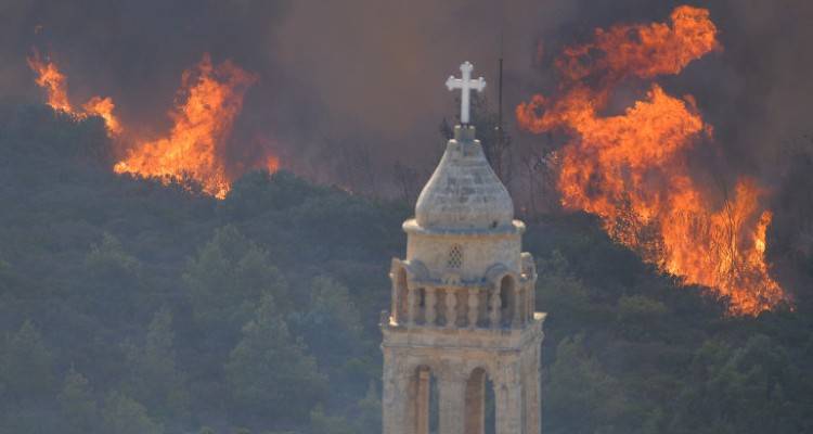 &Mu;ά&tau;&iota;: &Xi;&epsilon;&kappa;&iota;&nu;&omicron;ύ&nu; &omicron;&iota; έ&rho;&epsilon;&upsilon;&nu;&epsilon;&sigmaf; &mu;&epsilon;&tau;ά &tau;&iota;&sigmaf; &alpha;&pi;&omicron;&kappa;&alpha;&lambda;ύ&psi;&epsilon;&iota;&sigmaf; &gamma;&iota;&alpha; &sigma;&upsilon;&gamma;&kappa;ά&lambda;&eta;&psi;&eta; | &laquo;&Phi;&omega;&tau;&iota;ά&raquo; &eta; &mu;ή&nu;&upsilon;&sigma;&eta; &tau;&omicron;&upsilon; &pi;&rho;&alpha;&gamma;&mu;&alpha;&tau;&omicron;&gamma;&nu;ώ&mu;&omicron;&nu;&alpha;