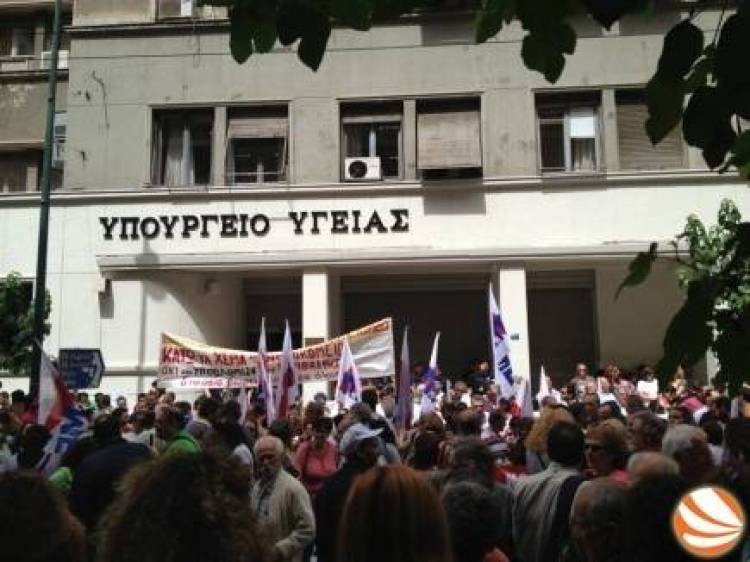 Ταυτόχρονες συγκεντρώσεις σήμερα σε Αθήνα και Λήμνο για τη διεκδίκηση της αυτονομίας του νοσοκομείου του νησιού