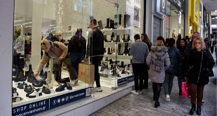 Περισσότερα ηλεκτρικά είδη παρά ρούχα και παπούτσια | Πώς κινήθηκε το λιανεμπόριο τον Σεπτέμβριο