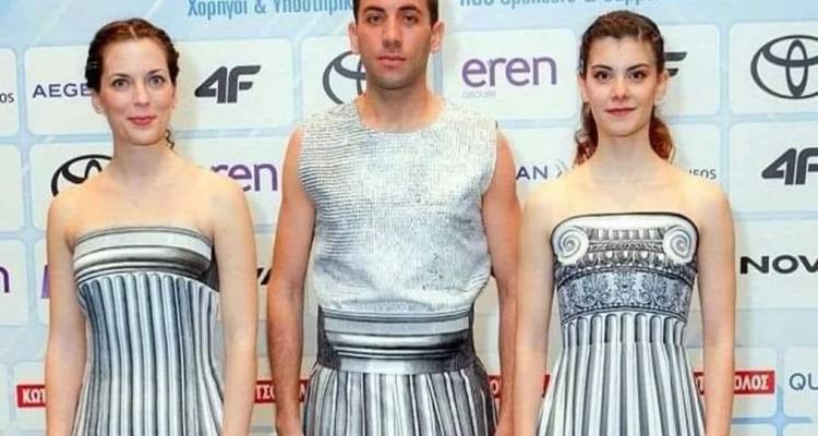 &Delta;ί&chi;&alpha;&sigma;&alpha;&nu; &omicron;&iota; &sigma;&tau;&omicron;&lambda;έ&sigmaf; &gamma;&iota;&alpha; &tau;&eta;&nu; &tau;&epsilon;&lambda;&epsilon;&tau;ή &alpha;&phi;ή&sigmaf; &tau;&eta;&sigmaf; &Omicron;&lambda;&upsilon;&mu;&pi;&iota;&alpha;&kappa;ή&sigmaf; &Phi;&lambda;ό&gamma;&alpha;&sigmaf; -&Beta;&rho;&omicron;&chi;ή &tau;&alpha; &sigma;&chi;ό&lambda;&iota;&alpha; [&epsilon;&iota;&kappa;ό&nu;&epsilon;&sigmaf;]