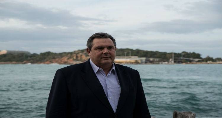 &Delta;&epsilon;&nu; έ&rho;&chi;&epsilon;&tau;&alpha;&iota; &Lambda;ή&mu;&nu;&omicron; &tau;&epsilon;&lambda;&iota;&kappa;ά &omicron; &Pi;ά&nu;&omicron;&sigmaf; &Kappa;&alpha;&mu;&mu;έ&nu;&omicron;&sigmaf;