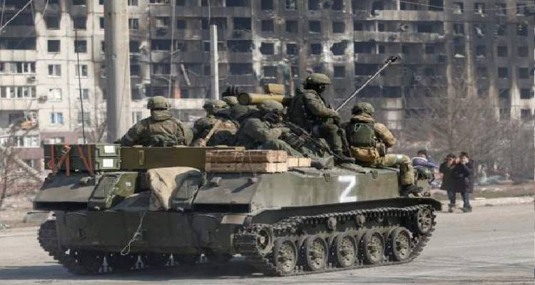 &Mu;&alpha;&rho;&iota;&omicron;ύ&pi;&omicron;&lambda;&eta;: &Omicron;&iota; &Rho;ώ&sigma;&omicron;&iota; &pi;&alpha;&rho;&epsilon;&mu;&pi;&omicron;&delta;ί&zeta;&omicron;&upsilon;&nu; &tau;&iota;&sigmaf; &epsilon;&phi;&omicron;&delta;&iota;&omicron;&pi;&omicron;&mu;&pi;έ&sigmaf; &alpha;&nu;&theta;&rho;&omega;&pi;&iota;&sigma;&tau;ή&sigmaf; &beta;&omicron;ή&theta;&epsilon;&iota;&alpha;&sigmaf; &alpha;&lambda;&lambda;ά &mu;&omicron;&iota;&rho;ά&zeta;&omicron;&upsilon;&nu; &sigma;&tau;&omicron;&upsilon;&sigmaf; &kappa;&alpha;&tau;&omicron;ί&kappa;&omicron;&upsilon;&sigmaf; &tau;&iota;&sigmaf; &delta;&iota;&kappa;έ&sigmaf; &tau;&omicron;&upsilon;&sigmaf; &pi;&rho;&omicron;&mu;ή&theta;&epsilon;&iota;&epsilon;&sigmaf;