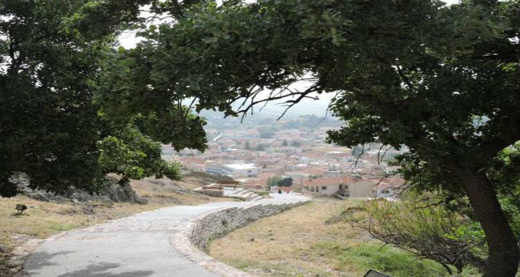 Ά&nu;&omicron;&iota;&xi;&epsilon; &eta; &omicron;&delta;ό&sigmaf; &Nu;&epsilon;&phi;έ&lambda;&eta;&sigmaf; &sigma;&tau;&eta; &Mu;ύ&rho;&iota;&nu;&alpha;