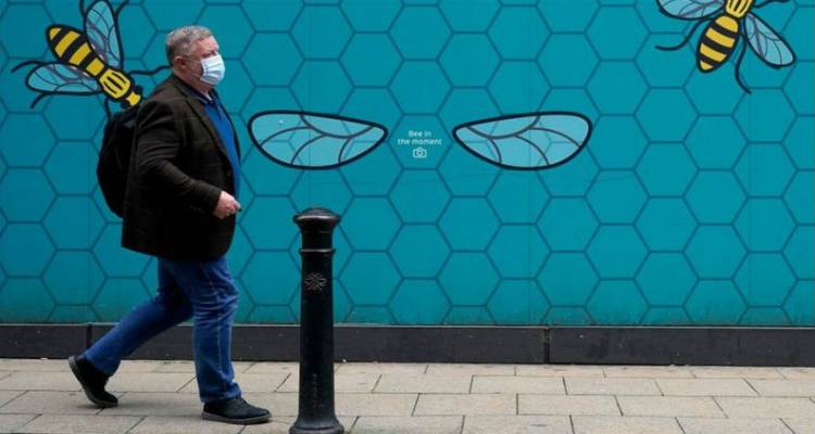 &Kappa;&omicron;&rho;&omicron;&nu;&omicron;ϊό&sigmaf; &ndash; &Beta;&rho;&epsilon;&tau;&alpha;&nu;ί&alpha;: &Epsilon;&nu;&tau;&epsilon;ί&nu;&epsilon;&tau;&alpha;&iota; &eta; &delta;&iota;&alpha;&mu;ά&chi;&eta; &Beta;&omicron;&rho;&rho;ά- &Nu;ό&tau;&omicron;&upsilon; &gamma;&iota;&alpha; &tau;&alpha; &pi;&epsilon;&rho;&iota;&omicron;&rho;&iota;&sigma;&tau;&iota;&kappa;ά &mu;έ&tau;&rho;&alpha; &alpha;&nu;&alpha;&chi;&alpha;ί&tau;&iota;&sigma;&eta;&sigmaf; &tau;&eta;&sigmaf; &pi;&alpha;&nu;&delta;&eta;&mu;ί&alpha;&sigmaf;