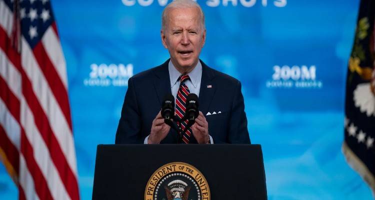 &Mu;&pi;ά&iota;&nu;&tau;&epsilon;&nu;: &Alpha;&upsilon;&xi;ά&nu;&epsilon;&iota; &tau;&omicron;&upsilon;&sigmaf; &phi;ό&rho;&omicron;&upsilon;&sigmaf; &tau;&omega;&nu; &pi;&lambda;&omicron;&upsilon;&sigma;&iota;ό&tau;&epsilon;&rho;&omega;&nu; &Alpha;&mu;&epsilon;&rho;&iota;&kappa;&alpha;&nu;ώ&nu;