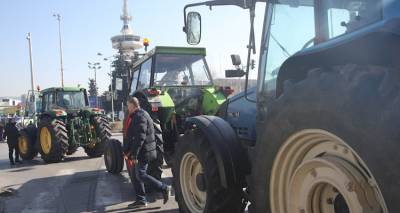 &Kappa;&rho;ί&sigma;&iota;&mu;&omicron; 48&omega;&rho;&omicron; &gamma;&iota;&alpha; &tau;&eta;&nu; &epsilon;&xi;έ&lambda;&iota;&xi;&eta; &mu;&epsilon; &tau;&alpha; &alpha;&gamma;&rho;&omicron;&tau;&iota;&kappa;ά &mu;&pi;&lambda;ό&kappa;&alpha; | &Kappa;ά&lambda;&epsilon;&sigma;&mu;&alpha; &tau;&eta;&sigmaf; &kappa;&upsilon;&beta;έ&rho;&nu;&eta;&sigma;&eta;&sigmaf; &gamma;&iota;&alpha; &delta;&iota;ά&lambda;&omicron;&gamma;&omicron;, &tau;&alpha; &mu;&eta;&nu;ύ&mu;&alpha;&tau;&alpha; &pi;&omicron;&upsilon; &sigma;&tau;έ&lambda;&nu;&epsilon;&iota;