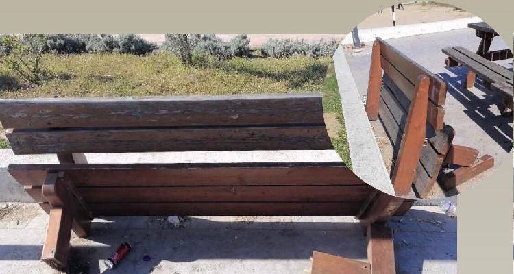 &Lambda;ή&mu;&nu;&omicron;&sigmaf;: &Beta;&alpha;&nu;&delta;&alpha;&lambda;&iota;&sigma;&mu;&omicron;ί &sigma;&tau;&omicron;&nu; Ά&gamma;&iota;&omicron; &Delta;&eta;&mu;ή&tau;&rho;&iota;&omicron;