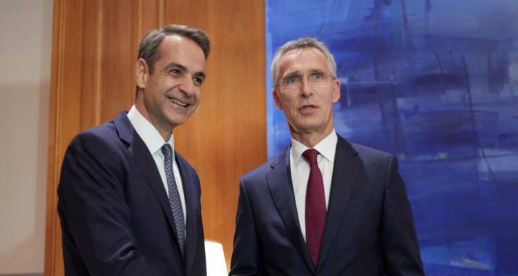 &Epsilon;&lambda;&lambda;&eta;&nu;&omicron;&tau;&omicron;&upsilon;&rho;&kappa;&iota;&kappa;ά: &Tau;&iota; &kappa;&rho;ύ&beta;&epsilon;&iota; &eta; &sigma;&pi;&omicron;&upsilon;&delta;ή &Sigma;&tau;ό&lambda;&tau;&epsilon;&nu;&mu;&pi;&epsilon;&rho;&gamma;&kappa; &gamma;&iota;&omicron; &delta;&iota;ά&lambda;&omicron;&gamma;&omicron; | &Omicron;&iota; &pi;&iota;έ&sigma;&epsilon;&iota;&sigmaf; &Eta;&Pi;&Alpha;, &Gamma;&epsilon;&rho;&mu;&alpha;&nu;ί&alpha;&sigmaf; &kappa;&alpha;&iota; &eta; &sigma;&iota;&omega;&pi;ή &Epsilon;&rho;&nu;&tau;&omicron;&gamma;ά&nu;