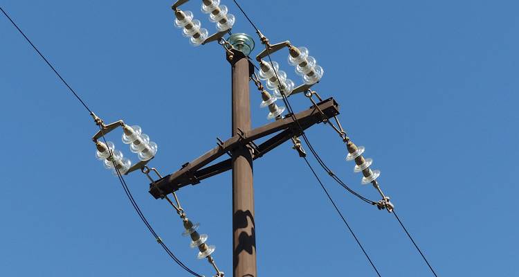 Φωτιά στην είσοδο του Πλατύ | Τέθηκε γρήγορα υπό έλεγχο