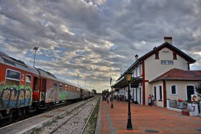 Εκτροχιασμός τρένου με 120 επιβάτες στο Λιανοκλάδι