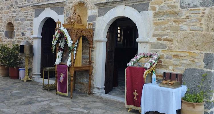 &Epsilon;&omicron;&rho;&tau;ά&zeta;&epsilon;&iota; &omicron; &Iota;&epsilon;&rho;ό&sigmaf; &Nu;&alpha;ό&sigmaf; &Alpha;&gamma;ί&omicron;&upsilon; &Gamma;&epsilon;&omega;&rho;&gamma;ί&omicron;&upsilon; &Rho;&epsilon;&pi;&alpha;&nu;&iota;&delta;ί&omicron;&upsilon;