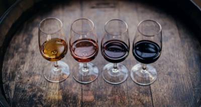 &laquo;&Alpha;&nu;&omicron;&iota;&chi;&tau;έ&sigmaf; &Pi;ό&rho;&tau;&epsilon;&sigmaf;&raquo; &sigma;&tau;&alpha; &omicron;&iota;&nu;&omicron;&pi;&omicron;&iota;&epsilon;ί&alpha; &tau;&eta;&sigmaf; &Epsilon;&lambda;&lambda;ά&delta;&alpha;&sigmaf;