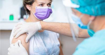 Βρετανία: Το εμβόλιο κατά της γρίπης είναι ζωτικής σημασίας αυτό το χειμώνα μαζί με το εμβόλιο Covid