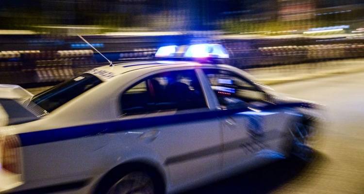 &Sigma;&omicron;&kappa; &sigma;&tau;&eta; &Theta;&epsilon;&sigma;&sigma;&alpha;&lambda;&omicron;&nu;ί&kappa;&eta;: &Pi;&alpha;&tau;έ&rho;&alpha;&sigmaf; &kappa;&alpha;&iota; &gamma;&iota;&omicron;&sigmaf; ή&tau;&alpha;&nu; &nu;&epsilon;&kappa;&rho;&omicron;ί &sigma;&tau;&omicron; &sigma;&pi;ί&tau;&iota; &tau;&omicron;&upsilon;&sigmaf; &epsilon;&pi;ί &delta;ύ&omicron; &mu;ή&nu;&epsilon;&sigmaf; | &Pi;ώ&sigmaf; &alpha;&pi;&omicron;&kappa;&alpha;&lambda;ύ&phi;&theta;&eta;&kappa;&epsilon; &eta; &tau;&rho;&alpha;&gamma;&omega;&delta;ί&alpha;