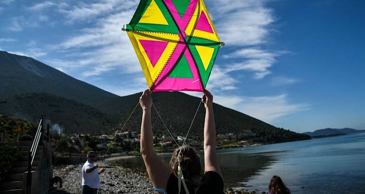 &Nu;&alpha;&upsilon;&tau;&epsilon;&mu;&pi;&omicron;&rho;&iota;&kappa;ή: &Eta; &Lambda;ή&mu;&nu;&omicron;&sigmaf; έ&nu;&alpha;&sigmaf; &alpha;&pi;ό &tau;&omicron;&upsilon;&sigmaf; top &pi;&rho;&omicron;&omicron;&rho;&iota;&sigma;&mu;&omicron;ύ&sigmaf; &alpha;&pi;ό &tau;&eta; &Beta;. &Epsilon;&lambda;&lambda;ά&delta;&alpha; &gamma;&iota;&alpha; &tau;&omicron; &tau;&rho;&iota;ή&mu;&epsilon;&rho;&omicron; &tau;&eta;&sigmaf; &Kappa;&alpha;&theta;&alpha;&rho;ά&sigmaf; &Delta;&epsilon;&upsilon;&tau;έ&rho;&alpha;&sigmaf;