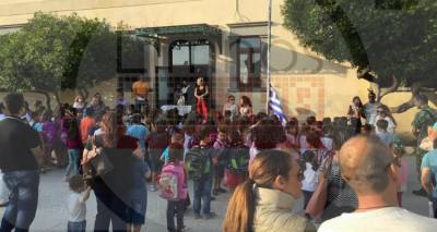 &Delta;&iota;&omicron;&rho;&iota;&sigma;&mu;&omicron;ύ&sigmaf; &epsilon;&kappa;&pi;&alpha;&iota;&delta;&epsilon;&upsilon;&tau;&iota;&kappa;ώ&nu; &zeta;&eta;&tau;ά&epsilon;&iota; &omicron; &Sigma;ύ&lambda;&lambda;&omicron;&gamma;&omicron;&sigmaf; &Epsilon;&kappa;&pi;&alpha;&iota;&delta;&epsilon;&upsilon;&tau;&iota;&kappa;ώ&nu; &Pi;&Epsilon; &Lambda;ή&mu;&nu;&omicron;&upsilon;