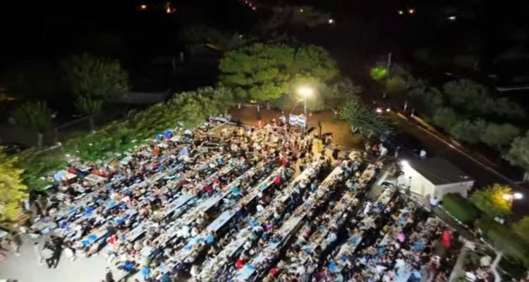 &Kappa;&alpha;&iota; &phi;έ&tau;&omicron;&sigmaf; &omicron;&iota; &Alpha;&gamma;&kappa;&alpha;&rho;&upsilon;ώ&nu;&epsilon;&sigmaf; &mu;&alpha;&sigmaf; "&phi;&lambda;έ&psi;&alpha;&nu; &mu;&alpha;&kappa;&alpha;&rho;ό&nu;&epsilon;&sigmaf;"