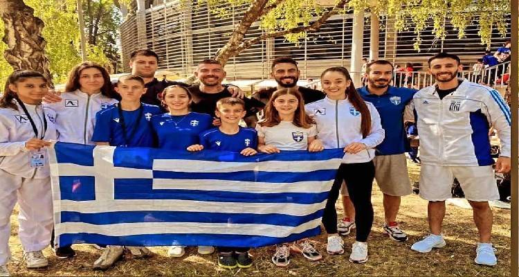 &Alpha;&pi;ό &tau;&eta;&nu; &Lambda;ή&mu;&nu;&omicron; &sigma;&tau;&eta;&nu; &Sigma;&epsilon;&rho;&beta;ί&alpha;: 4&eta; &theta;έ&sigma;&eta; &tau;&eta;&sigmaf; &Epsilon;&lambda;&lambda;ά&delta;&alpha;&sigmaf; &sigma;&epsilon; &Beta;&alpha;&lambda;&kappa;&alpha;&nu;&iota;&kappa;ό &pi;&rho;&omega;&tau;ά&theta;&lambda;&eta;&mu;&alpha; Karate