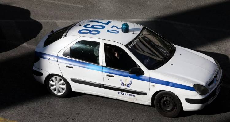 Σοκ με τον ομαδικό βιασμό 16χρονης στην Πάτρα | Συνελήφθησαν 20χρονος και 19χρονος, αναζητείται ο «μποξέρ»