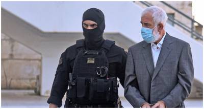 &Sigma;ή&mu;&epsilon;&rho;&alpha; &eta; &alpha;&pi;ό&phi;&alpha;&sigma;&eta; &gamma;&iota;&alpha; &tau;&omicron;&nu; &Pi;έ&tau;&rho;&omicron; &Phi;&iota;&lambda;&iota;&pi;&pi;ί&delta;&eta; | &Omicron;&iota; &beta;&alpha;&rho;&iota;έ&sigmaf; &kappa;&alpha;&tau;&eta;&gamma;&omicron;&rho;ί&epsilon;&sigmaf;, &eta; &delta;ί&kappa;&eta;, &omicron;&iota; &eta;&theta;&omicron;&pi;&omicron;&iota;&omicron;ί &mu;ά&rho;&tau;&upsilon;&rho;&epsilon;&sigmaf;