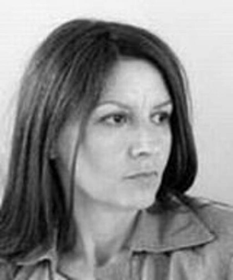 &laquo;&Beta;&rho;&iota;&sigma;&kappa;ό&mu;&alpha;&sigma;&tau;&epsilon; &alpha;&kappa;ό&mu;&alpha; &mu;&alpha;&kappa;&rho;&iota;ά &alpha;&pi;ό &tau;&omicron; &xi;ή&lambda;&omega;&mu;&alpha; &tau;&eta;&sigmaf; &Chi;&rho;&upsilon;&sigma;ή&sigmaf; &Alpha;&upsilon;&gamma;ή&sigmaf;&raquo;