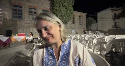 &Alpha;&gamma;&gamma;&epsilon;&lambda;&iota;&kappa;ή &Sigma;ά&rho;&alpha;&gamma;&kappa;&alpha;: &Eta; &Mu;&omicron;&upsilon;&delta;&rho;&iota;&nu;ή &alpha;&sigma;&tau;&upsilon;&nu;&omicron;&mu;&iota;&kappa;ό&sigmaf; &pi;&omicron;&upsilon; &kappa;έ&rho;&delta;&iota;&sigma;&epsilon; &tau;&omicron; &Beta;΄ &Beta;&rho;&alpha;&beta;&epsilon;ί&omicron; &Pi;&omicron;ί&eta;&sigma;&eta;&sigmaf; &mu;&epsilon; &tau;&omicron; &laquo;Ά&tau;&omicron;&lambda;&mu;&omicron; &gamma;&alpha;&tau;ί&raquo;