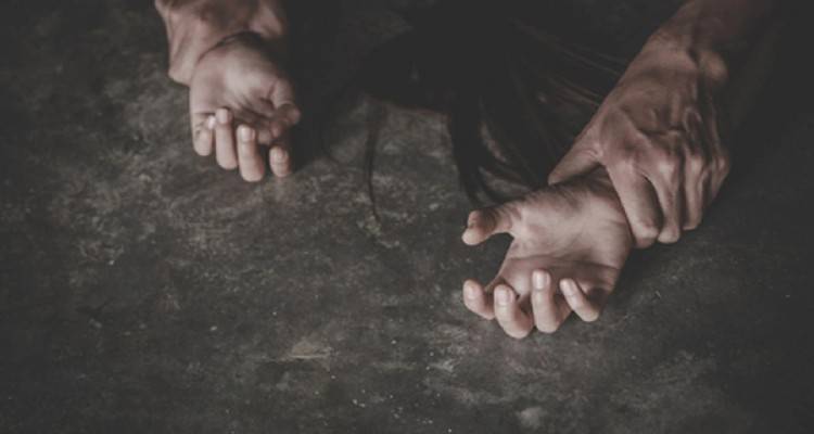 &Beta;&iota;&alpha;&sigma;&mu;ό&sigmaf; 24&chi;&rho;&omicron;&nu;&eta;&sigmaf; &sigma;&tau;&eta; &Theta;&epsilon;&sigma;&sigma;&alpha;&lambda;&omicron;&nu;ί&kappa;&eta;: &Alpha;&nu;&alpha;&gamma;&nu;ώ&rho;&iota;&sigma;&epsilon; &kappa;&alpha;&iota; &delta;&epsilon;ύ&tau;&epsilon;&rho;&omicron; &pi;&rho;ό&sigma;&omega;&pi;&omicron; &tau;&omicron; &theta;ύ&mu;&alpha; | Έ&phi;&upsilon;&gamma;&epsilon; &alpha;&pi;ό &tau;&omicron; &sigma;&pi;ί&tau;&iota; &tau;&eta;&sigmaf; &gamma;&iota;&alpha;&tau;ί &delta;έ&chi;&epsilon;&tau;&alpha;&iota; &alpha;&pi;&epsilon;&iota;&lambda;έ&sigmaf;