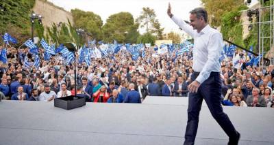 &Omicron; &Mu;&eta;&tau;&sigma;&omicron;&tau;ά&kappa;&eta;&sigmaf; &sigma;&tau;&alpha; &pi;&rho;&omicron;&pi;ύ&rho;&gamma;&iota;&alpha; &tau;&eta;&sigmaf; &Nu;&Delta; &sigma;&tau;&eta; &Beta;. &Epsilon;&lambda;&lambda;ά&delta;&alpha; | &Sigma;&tau;&eta; &Theta;&epsilon;&sigma;&sigma;&alpha;&lambda;&omicron;&nu;ί&kappa;&eta; &sigma;ή&mu;&epsilon;&rho;&alpha;, &pi;&alpha;&rho;&omicron;&upsilon;&sigma;ί&alpha; &Kappa;&alpha;&rho;&alpha;&mu;&alpha;&nu;&lambda;ή