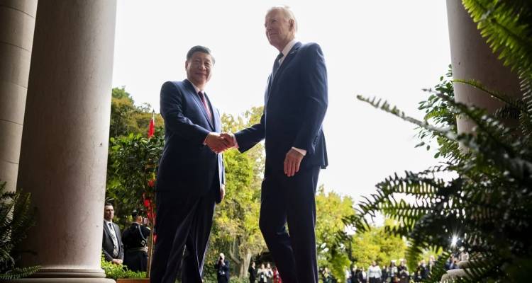 Εποικοδομητικό τετ α τετ Μπάιντεν με Σι Τζινπίνγκ | Άνοιξαν δίαυλοι επικοινωνίας παρά τις αγεφύρωτες διαφορές