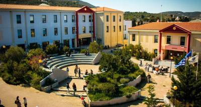 &Tau;&omicron; &pi;&alpha;&nu;&epsilon;&pi;&iota;&sigma;&tau;ή&mu;&iota;&omicron; &Alpha;&iota;&gamma;&alpha;ί&omicron;&upsilon; &alpha;&nu;ά&mu;&epsilon;&sigma;&alpha; &sigma;&tau;&alpha; &pi;&rho;&omega;&tau;&omicron;&pi;ό&rho;&alpha; &pi;&alpha;&nu;&epsilon;&pi;&iota;&sigma;&tau;ή&mu;&iota;&alpha; &sigma;&epsilon; ό&lambda;&omicron;&nu; &tau;&omicron;&nu; &kappa;ό&sigma;&mu;&omicron;, &pi;&omicron;&upsilon; &pi;&rho;&omicron;&omega;&theta;&omicron;ύ&nu; &tau;&omicron;&upsilon;&sigmaf; &sigma;&tau;ό&chi;&omicron;&upsilon;&sigmaf; &tau;&eta;&sigmaf; &beta;&iota;ώ&sigma;&iota;&mu;&eta;&sigmaf; &alpha;&nu;ά&pi;&tau;&upsilon;&xi;&eta;&sigmaf;