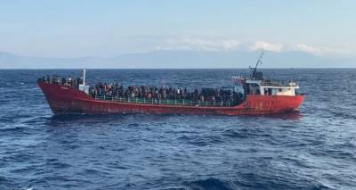 &Sigma;&tau;&eta;&nu; &Kappa;&omega; &rho;&upsilon;&mu;&omicron;&upsilon;&lambda;&kappa;ή&theta;&eta;&kappa;&epsilon; &tau;&omicron; &phi;&omicron;&rho;&tau;&eta;&gamma;ό &pi;&lambda;&omicron;ί&omicron; &mu;&epsilon; &tau;&omicron;&upsilon;&sigmaf; 382 &pi;&omicron;&lambda;ί&tau;&epsilon;&sigmaf; &tau;&rho;ί&tau;&omega;&nu; &chi;&omega;&rho;ώ&nu;