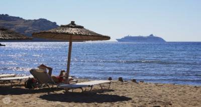 &Lambda;ή&mu;&nu;&omicron;&sigmaf; &Tau;&omicron;&upsilon;&rho;&iota;&sigma;&mu;ό&sigmaf;: &Pi;&omicron;&nu;&tau;ά&rho;&omicron;&upsilon;&nu; &sigma;&tau;&eta;&nu; &pi;&rho;&omicron;&sigma;έ&lambda;&kappa;&upsilon;&sigma;&eta; &epsilon;&pi;&iota;&sigma;&kappa;&epsilon;&pi;&tau;ώ&nu; &alpha;&pi;ό &tau;&eta;&nu; &Beta;. &Epsilon;&lambda;&lambda;ά&delta;&alpha;