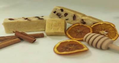 &Gamma;&Epsilon;&Lambda; &Mu;&omicron;ύ&delta;&rho;&omicron;&upsilon;: &Gamma;&epsilon;&gamma;&omicron;&nu;ό&sigmaf; &eta; &pi;&rho;ώ&tau;&eta; &pi;&alpha;&rho;&alpha;&gamma;&omega;&gamma;ή &tau;&eta;&sigmaf; &rdquo;TERRA HEPHAESTIA&rdquo;