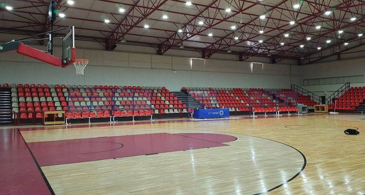 &Mu;&epsilon;&gamma;&alpha;&lambda;ύ&tau;&epsilon;&rho;&omicron; &alpha;&pi;ό &tau;&omicron; &kappa;&alpha;&lambda;&omicron;&kappa;&alpha;ί&rho;&iota; &tau;&omicron; &laquo;&Nu;ί&kappa;&omicron;&sigmaf; &Sigma;&alpha;&mu;&alpha;&rho;ά&sigmaf;&raquo;;
