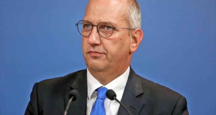 &Omicron;&iota;&kappa;&omicron;&nu;ό&mu;&omicron;&upsilon;: &Pi;&rho;&omicron;&alpha;&nu;ή&gamma;&gamma;&epsilon;&iota;&lambda;&epsilon; &alpha;ύ&xi;&eta;&sigma;&eta; &tau;&omicron;&upsilon; &epsilon;&pi;&iota;&delta;ό&mu;&alpha;&tau;&omicron;&sigmaf; &theta;έ&rho;&mu;&alpha;&nu;&sigma;&eta;&sigmaf; &kappa;&alpha;&iota; &alpha;ύ&xi;&eta;&sigma;&eta; &tau;&omega;&nu; &delta;&iota;&kappa;&alpha;&iota;&omicron;ύ&chi;&omega;&nu;