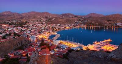 &Tau;&iota;&mu;&omicron;&lambda;ό&gamma;&iota;&alpha; &rho;&epsilon;ύ&mu;&alpha;&tau;&omicron;&sigmaf;: &Omicron;&iota; &delta;&iota;&alpha;&phi;&omicron;&rho;έ&sigmaf; &sigma;&epsilon; &pi;&rho;ά&sigma;&iota;&nu;&alpha;, &mu;&pi;&lambda;&epsilon;, &kappa;ί&tau;&rho;&iota;&nu;&alpha;, &pi;&omicron;&rho;&tau;&omicron;&kappa;&alpha;&lambda;ί | &Alpha;&pi;ό &tau;&eta; &Delta;&Epsilon;&Eta; &eta; &chi;&alpha;&mu;&eta;&lambda;ό&tau;&epsilon;&rho;&eta; &tau;&iota;&mu;ή &alpha;&nu;ά &kappa;&iota;&lambda;&omicron;&beta;&alpha;&tau;ώ&rho;&alpha;