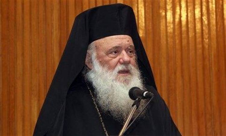 Αίτημα Ιερώνυμου να καταργηθεί το κρατικό αυτοκίνητο για τους αρχιεπισκόπους