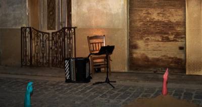 Kournos Music Festival: &Epsilon;&pi;&iota;&sigma;&tau;&rho;έ&phi;&epsilon;&iota; &delta;&rho;&iota;&mu;ύ&tau;&epsilon;&rho;&omicron; &mu;&epsilon; ά&xi;&omicron;&nu;&alpha; &tau;&alpha; &zeta;ώ&alpha;