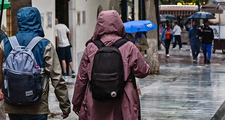 &Kappa;&alpha;&iota;&rho;ό&sigmaf;: &Xi;&alpha;&phi;&nu;&iota;&kappa;ά &pi;ά&lambda;&iota; &chi;&epsilon;&iota;&mu;ώ&nu;&alpha;&sigmaf; | &Pi;&rho;&omega;&tau;&omicron;&mu;&alpha;&gamma;&iota;ά &mu;&epsilon; &beta;&rho;&omicron;&chi;έ&sigmaf;, &kappa;&alpha;&tau;&alpha;&iota;&gamma;ί&delta;&epsilon;&sigmaf; &kappa;&alpha;&iota; &laquo;&beta;&omicron;&upsilon;&tau;&iota;ά&raquo; &tau;&eta;&sigmaf; &theta;&epsilon;&rho;&mu;&omicron;&kappa;&rho;&alpha;&sigma;ί&alpha;&sigmaf;