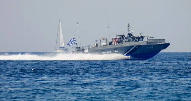 &Rho;ό&delta;&omicron;&sigmaf;: &laquo;&Chi;&epsilon;&iota;&rho;&omicron;&pi;έ&delta;&epsilon;&sigmaf;&raquo; &sigma;&epsilon; &Tau;&omicron;ύ&rho;&kappa;&omicron; &sigma;&tau;&rho;&alpha;&tau;&iota;ώ&tau;&eta; &pi;&omicron;&upsilon; &delta;&iota;&alpha;&kappa;&iota;&nu;&omicron;ύ&sigma;&epsilon; &mu;&epsilon;&tau;&alpha;&nu;ά&sigma;&tau;&epsilon;&sigmaf; &pi;&rho;&omicron;&sigmaf; &tau;&omicron; &nu;&eta;&sigma;ί