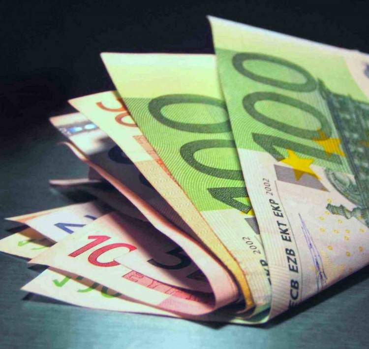 Πώς θα ρυθμίσετε τα χρέη στα Ταμεία