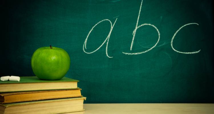 «Έτσι πρέπει να γίνεται η αξιολόγηση των μαθητών Γυμνασίου στο μάθημα ξένων γλωσσών»