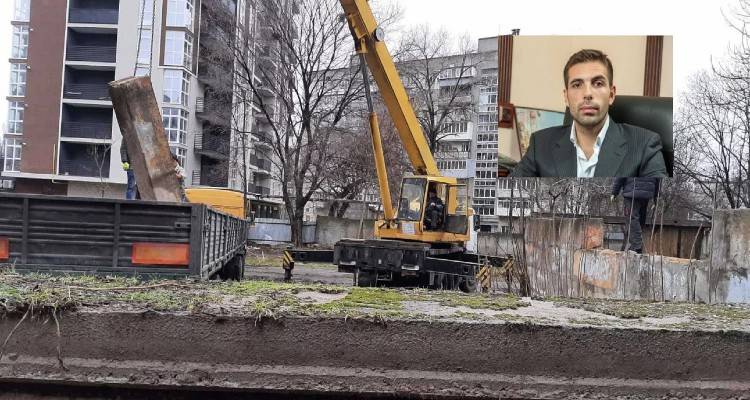 Β. Μπούμπουρας: «Οι κάτοικοι οπλοφορούν και είναι έτοιμοι να πεθάνουν»